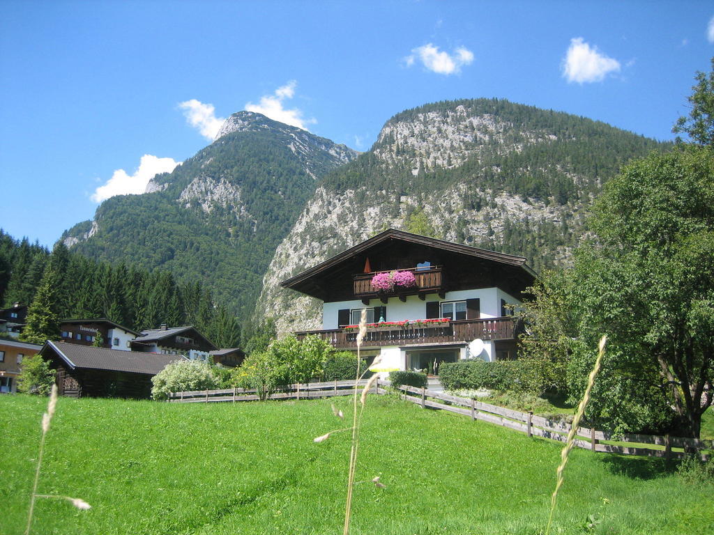 Appartement Weissbacher Lofer Szoba fotó